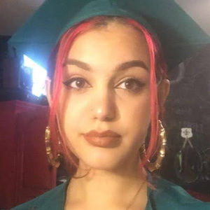 Meet your Posher, Kenzie